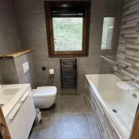 Apartment 5 Pieces, Les Saisies, Jacuzzi, Parking, Skis Aux Pieds - Fr-1-810-15 Les Saisies
